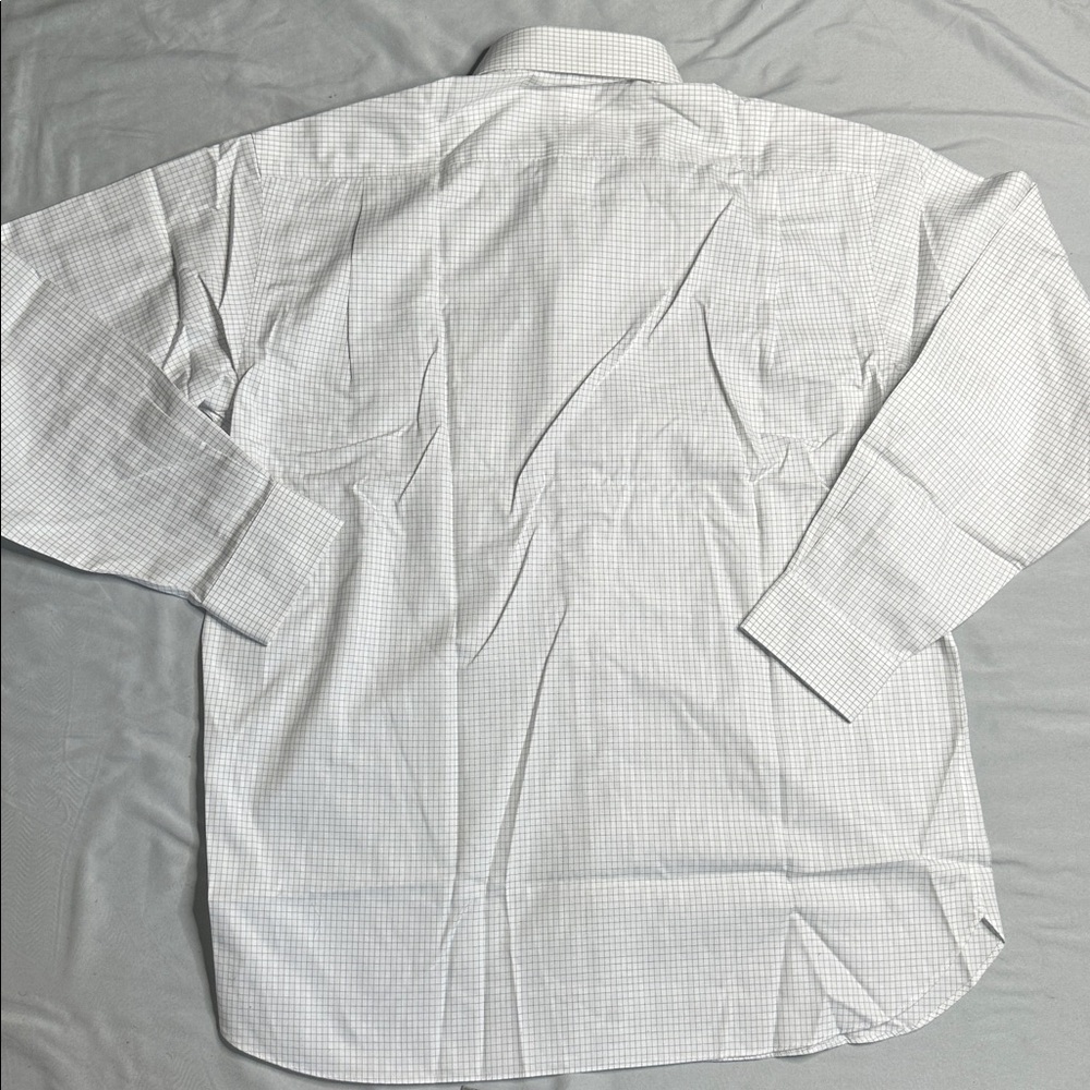 Jos. A. Bank White and Gray Checkered Dress Shirt Signature Collection. - Picture 7 of 11